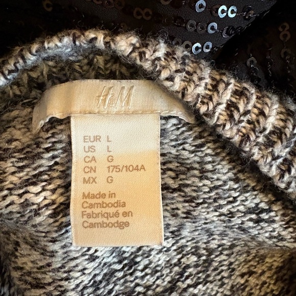 H&M Women's Sweater Black White Crew Neck Long Sleeve Size Large - Picture 3 of 3